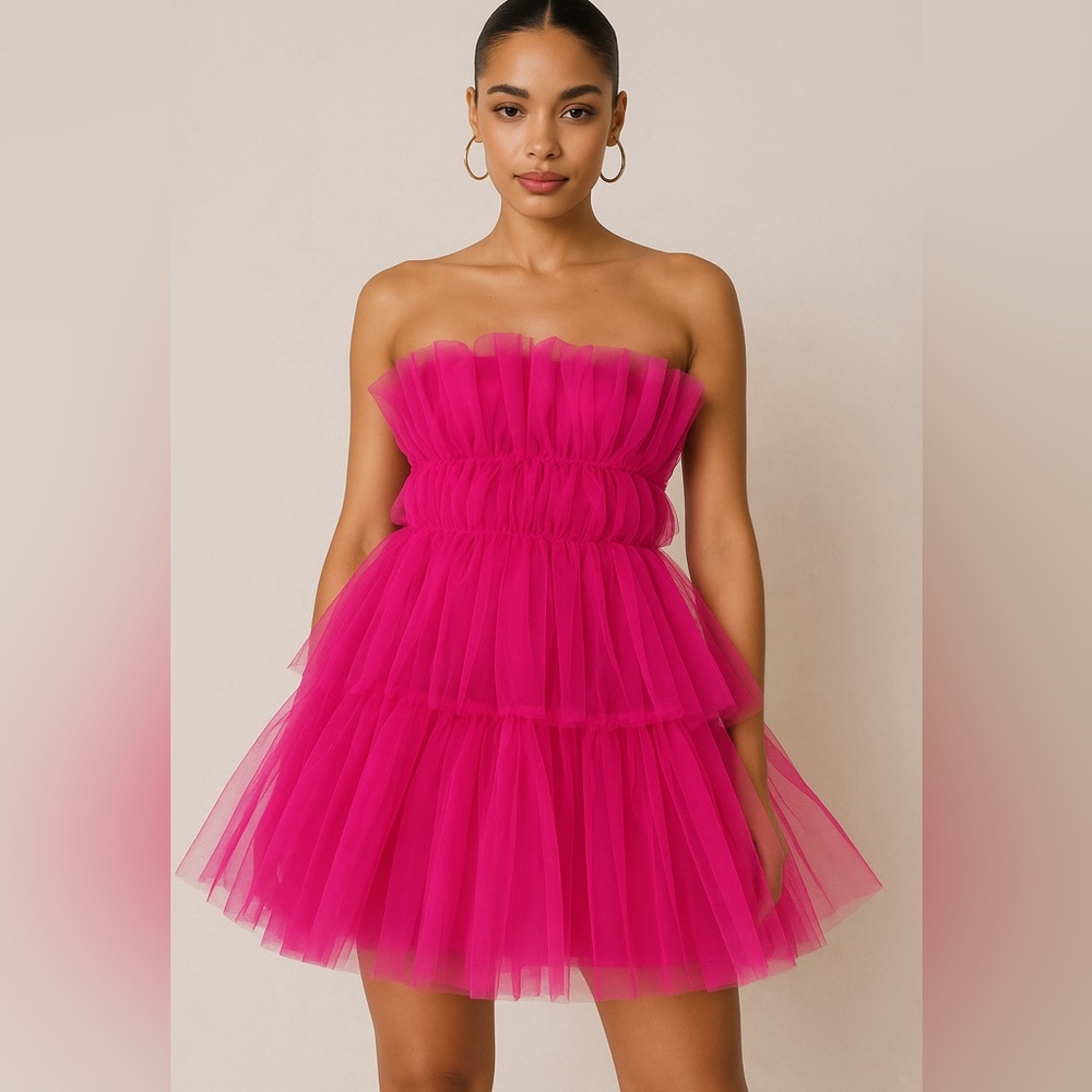 Chic Strapless Fuchsia Tulle Dress